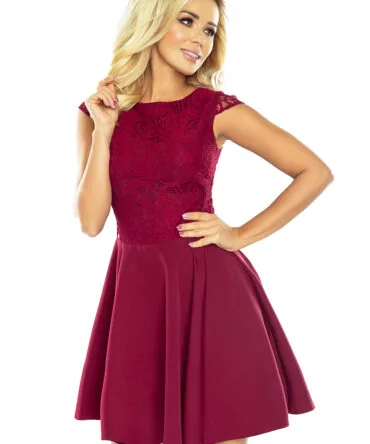 Rochie bordo cu dantelă delicată