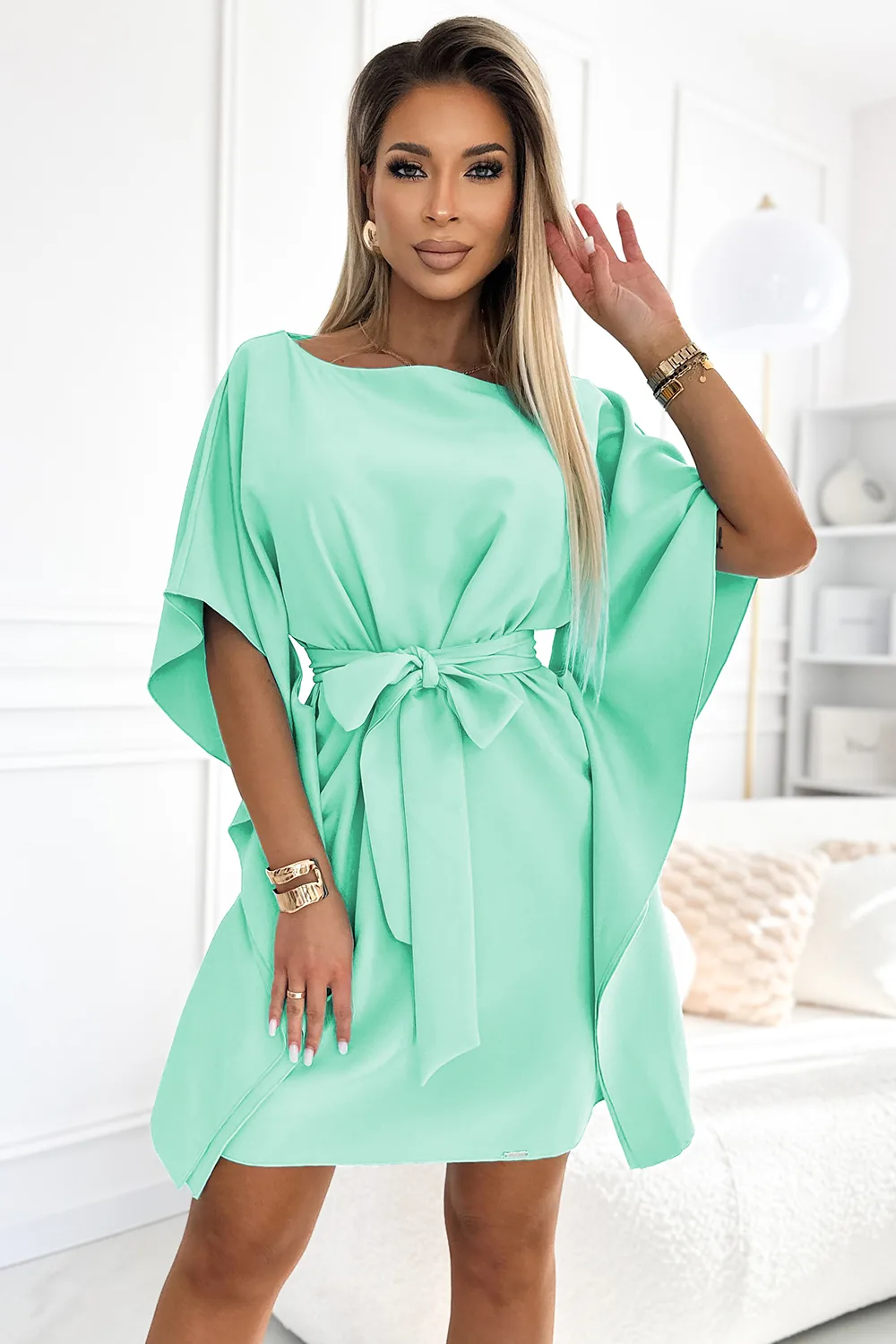 Rochie tip fluture mentolat cu cordon în talie
