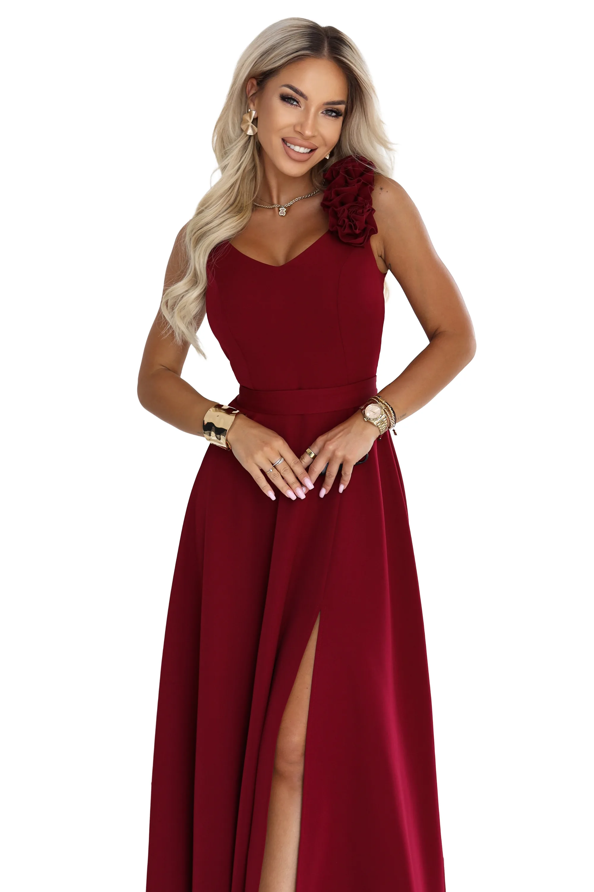 Rochie maxi bordo cu trandafir pe umăr şi şliţ – fotografia 10